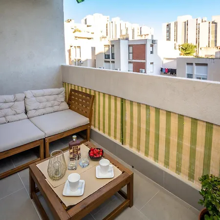 B Apartment Split